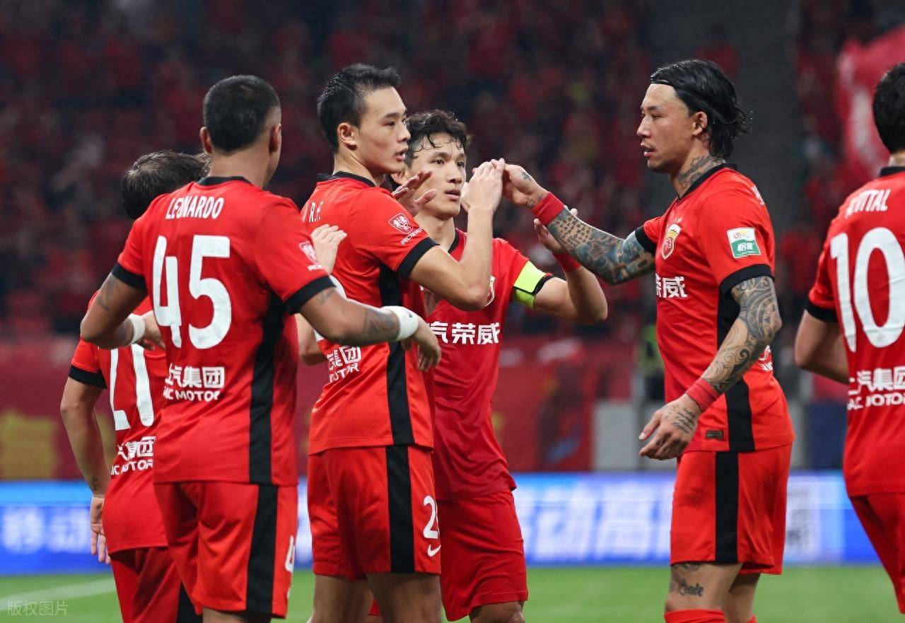 加时末段突围战来临;上海海港围绕CBA季后赛单刀错失;媒体盛赞;赛程密集仍需轮换的简单介绍 加时末段突围战来临;上海海港围绕CBA季后赛单刀错失;媒体盛赞;赛程密集仍需轮换的简单介绍