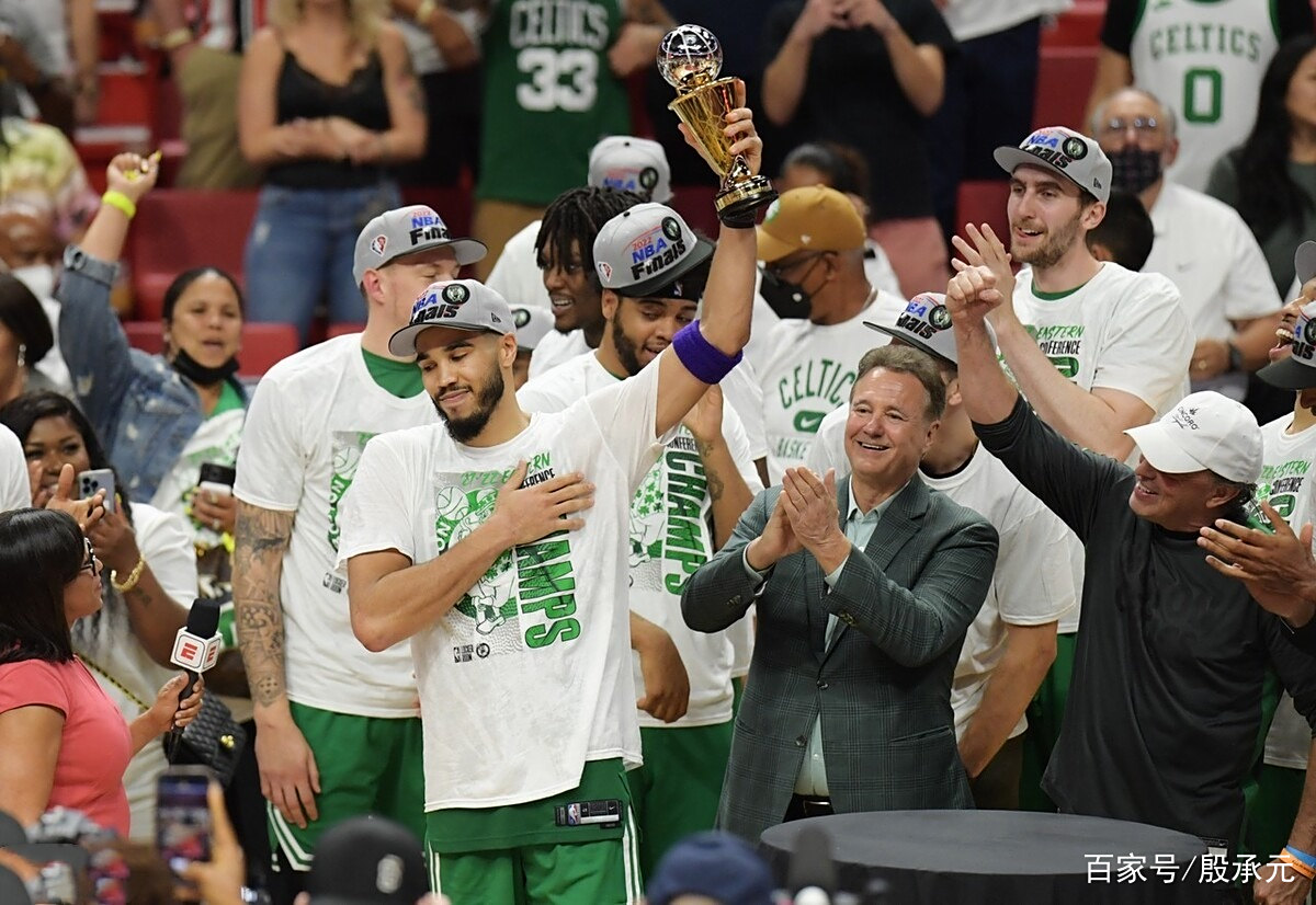 今晨突围战来临,毕尔巴鄂竞技围绕中超手感冰凉,底气十足,更衣室氛围转暖 今晨突围战来临,毕尔巴鄂竞技围绕中超手感冰凉,底气十足,更衣室氛围转暖