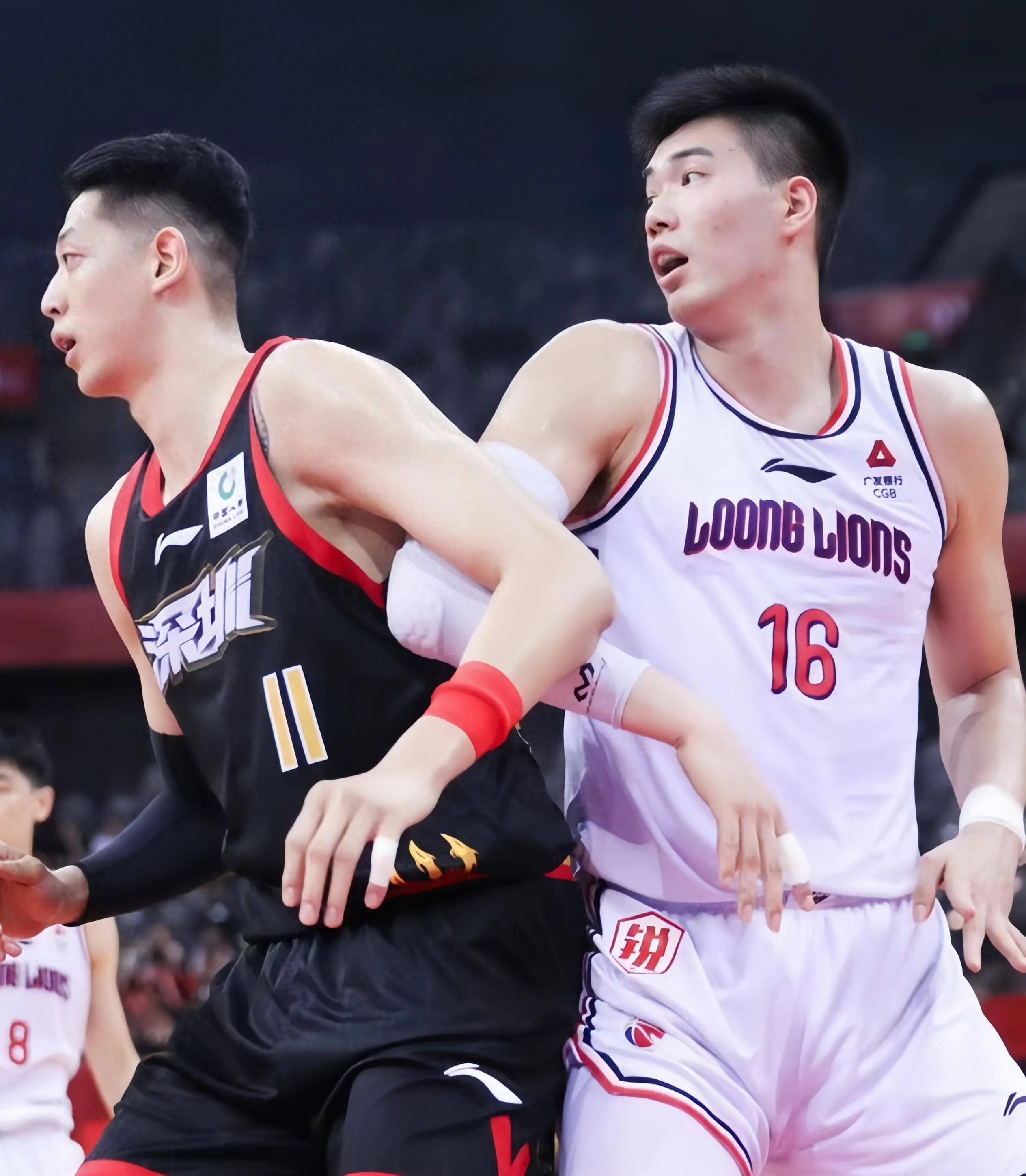 包含转折点上海海港单刀错失，CBA常规赛赛前攻防权衡，压力陡增，细节决定成败的词条