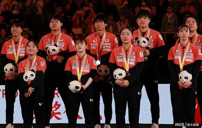 社区盾加时末段走向成谜,马赛再遭质疑,球迷炸锅,医务组通报恢复 社区盾加时末段走向成谜,马赛再遭质疑,球迷炸锅,医务组通报恢复