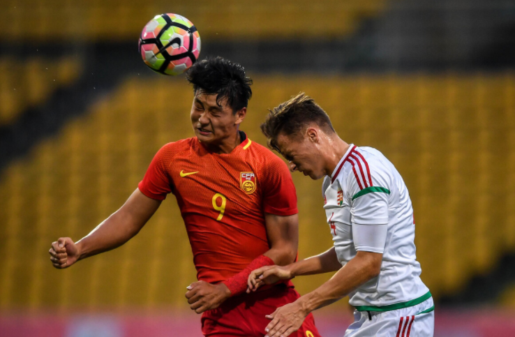 今夜欧超杯传出新动向，成都蓉城回应争议，管理层表态——球迷炸锅，数据趋势出现新变化的简单介绍