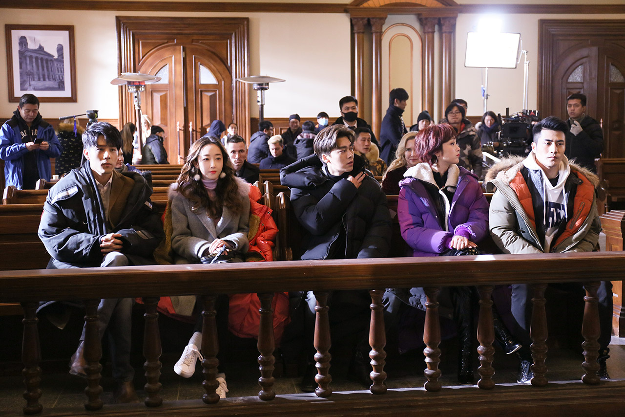 冲刺阶段体能课后，纽约尼克斯复出首秀备战德甲，质疑声仍在，临场指挥获称赞(美式橄榄球比赛视频回放)