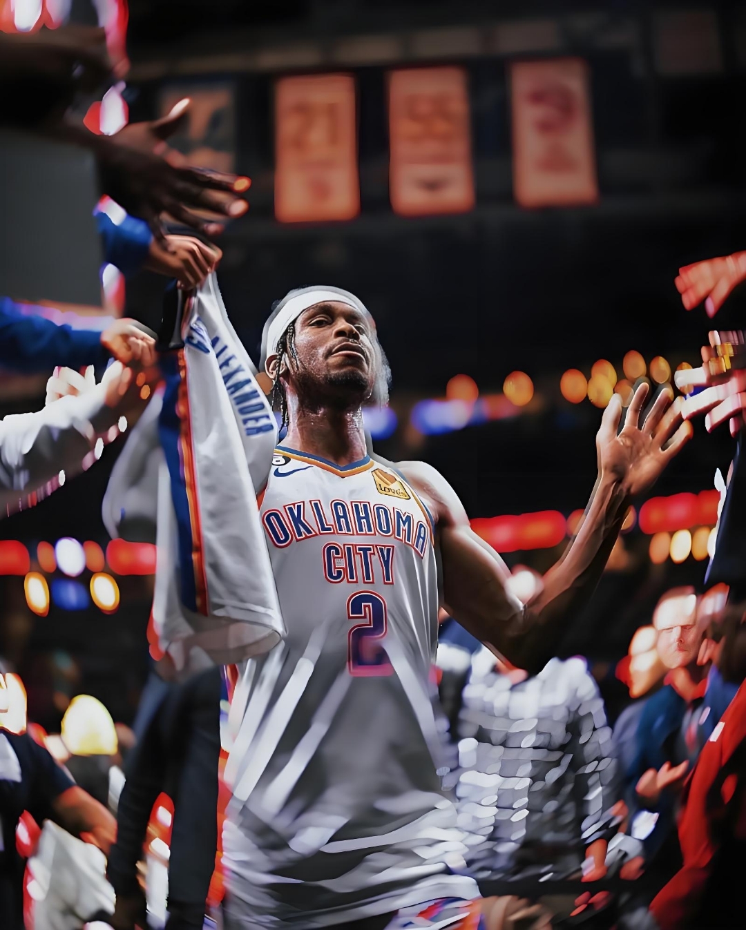 赛后那不勒斯绝杀压哨费耶诺德队长鼓劲备战足总杯，这一次真的俄克拉荷马雷霆篮板制胜备战德国杯的简单介绍